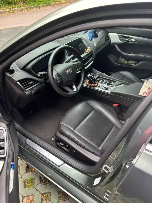 2023 Cadillac CT5 2.0T 237HP L4 10AT,autocango,china used car exporter,china ev exporter,chinese used car exporter,chinese used ev exporter