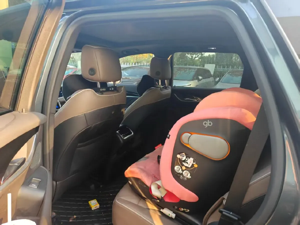 2020 Buick Enclave 2.0T 237HP L4 9AT,autocango,china used car exporter,china ev exporter,chinese used car exporter,chinese used ev exporter