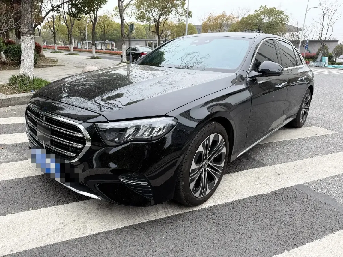 2025 Mercedes-Benz E Class 2.0T 258HP L4 9AT,autocango,china used car exporter,china ev exporter,chinese used car exporter,chinese used ev exporter