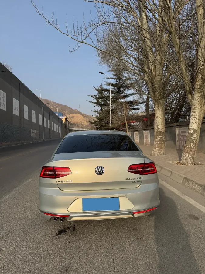 2018 Volkswagen Magotan 1.8T 180HP L4 7DCT,autocango,china used car exporter,china ev exporter,chinese used car exporter,chinese used ev exporter