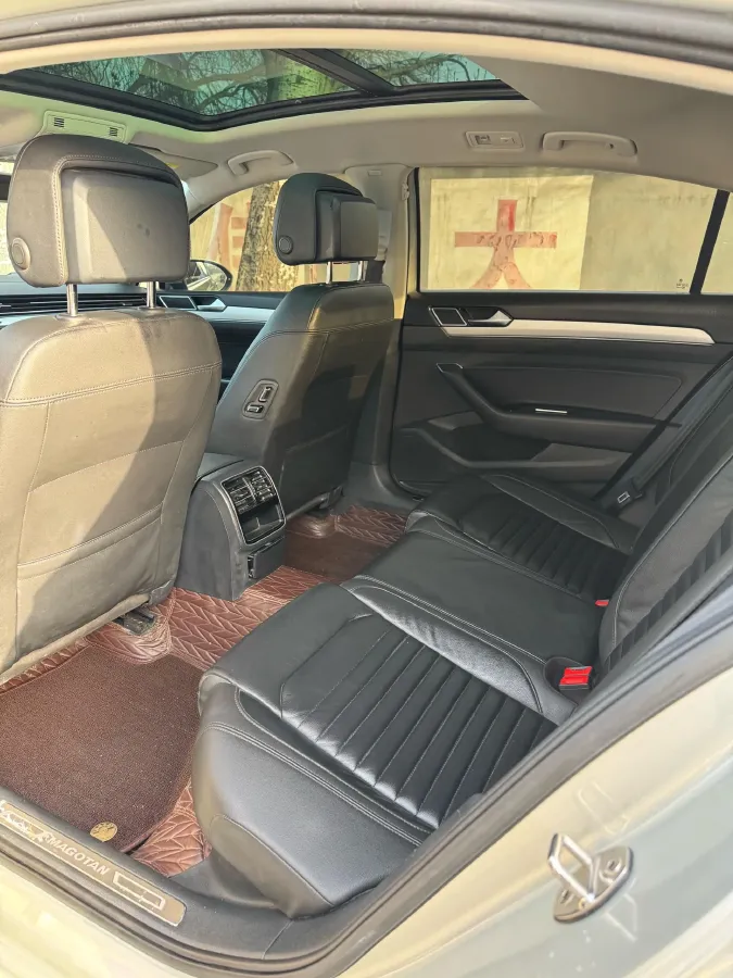 2018 Volkswagen Magotan 1.8T 180HP L4 7DCT,autocango,china used car exporter,china ev exporter,chinese used car exporter,chinese used ev exporter