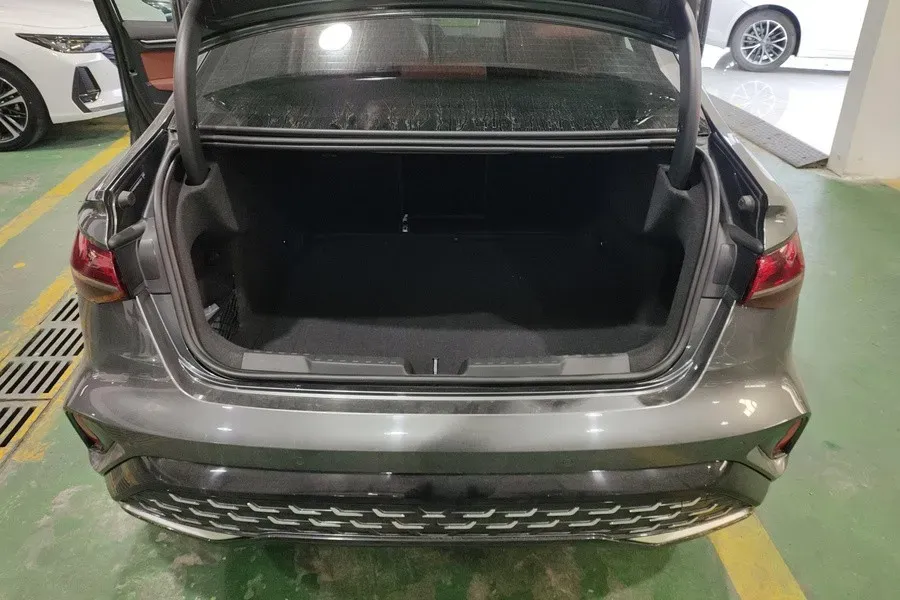 2025 Audi A3 1.5T 160HP L4 7DCT,autocango,china used car exporter,china ev exporter,chinese used car exporter,chinese used ev exporter