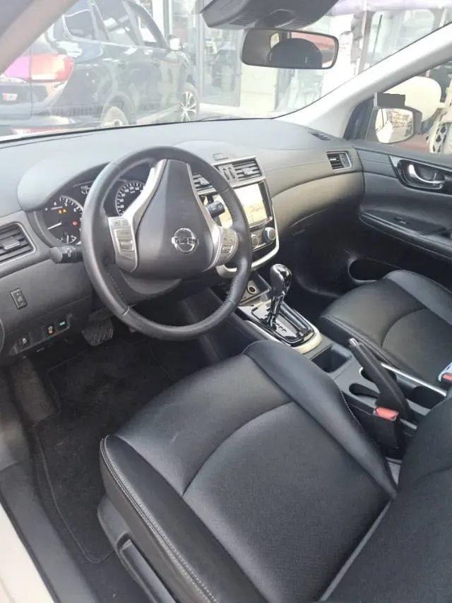 2021 Nissan Tiida 1.6L 122HP L4 CVT,autocango,china used car exporter,china ev exporter,chinese used car exporter,chinese used ev exporter