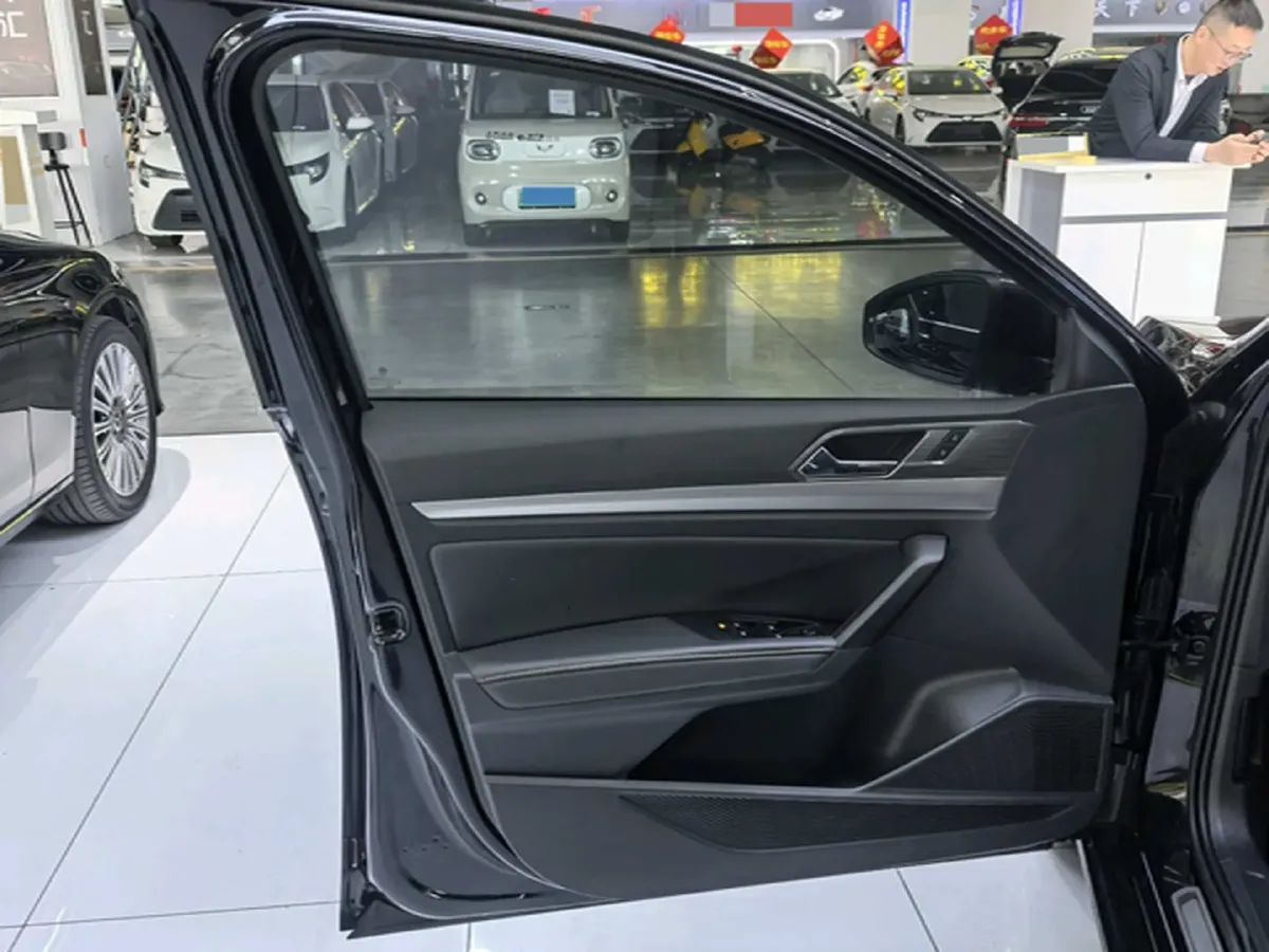 2021 Volkswagen Lavida 1.4T 150HP L4 7DCT,autocango,china used car exporter,china ev exporter,chinese used car exporter,chinese used ev exporter