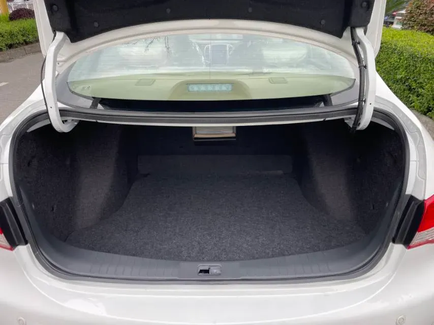 2019 WEY VV6 2.0T 224HP L4 7DCT,autocango,china used car exporter,china ev exporter,chinese used car exporter,chinese used ev exporter