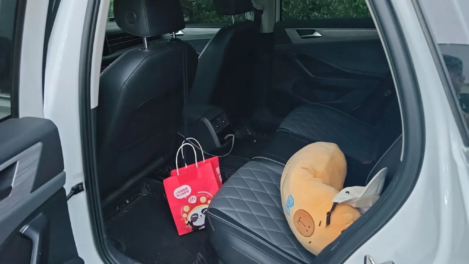 2023 Volkswagen Sagitar 1.5T 160HP L4 7DCT,autocango,china used car exporter,china ev exporter,chinese used car exporter,chinese used ev exporter