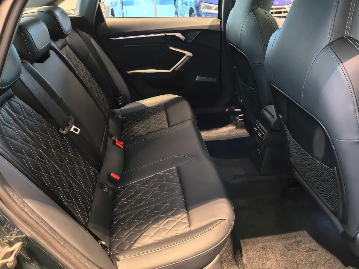 2025 Audi A3 1.5T 160HP L4 7DCT,autocango,china used car exporter,china ev exporter,chinese used car exporter,chinese used ev exporter