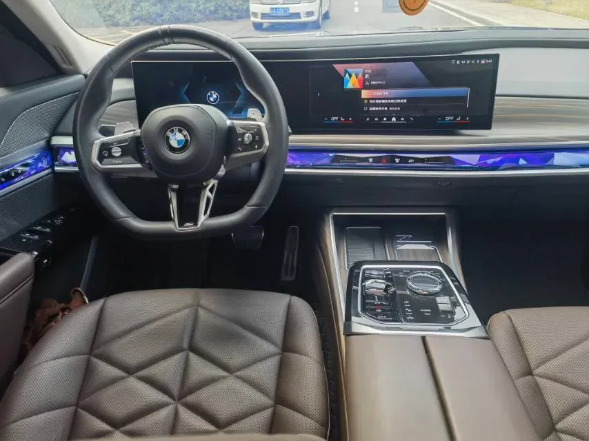2023 BMW 7 Series 3.0T 272HP L6 8AT,autocango,china used car exporter,china ev exporter,chinese used car exporter,chinese used ev exporter