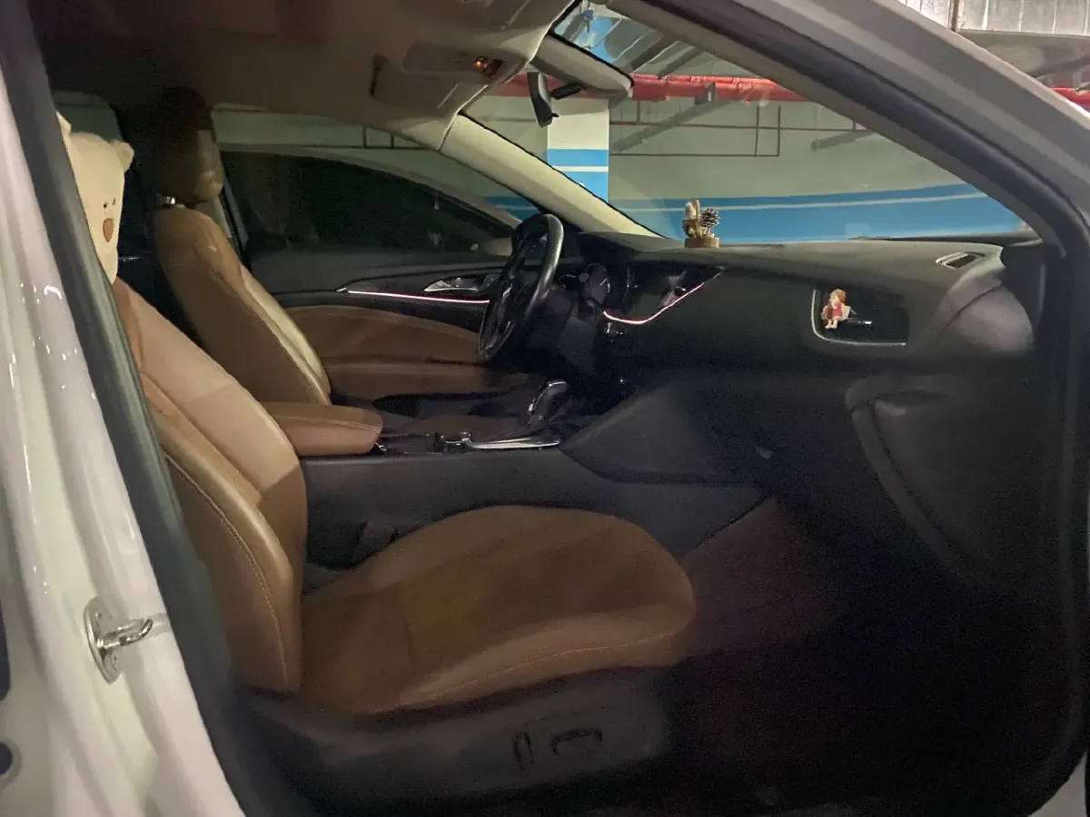 2019 Buick Regal 1.5T 170HP L4 9AT,autocango,china used car exporter,china ev exporter,chinese used car exporter,chinese used ev exporter