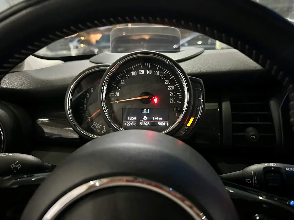 2020 MINI MINI 1.5T 136HP L3 7DCT,autocango,china used car exporter,china ev exporter,chinese used car exporter,chinese used ev exporter