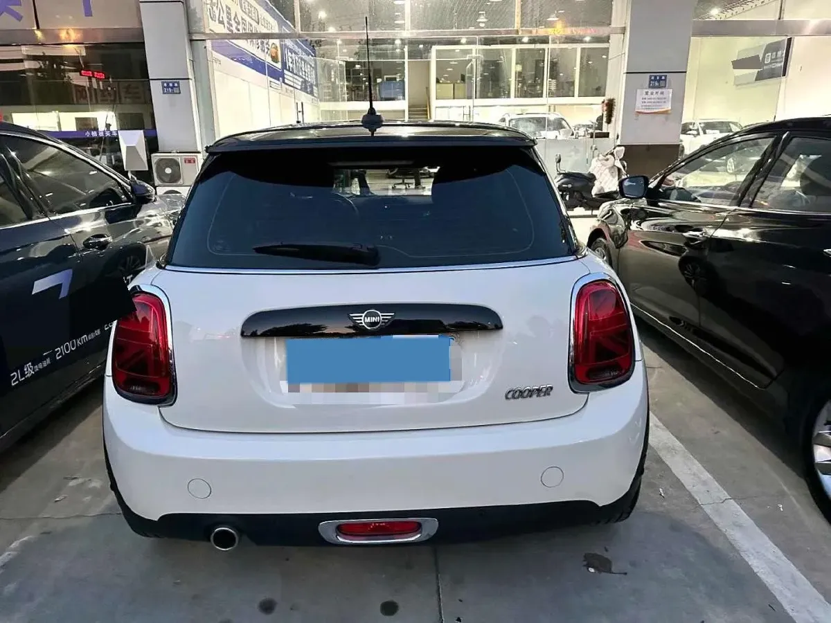 2020 MINI MINI 1.5T 136HP L3 7DCT,autocango,china used car exporter,china ev exporter,chinese used car exporter,chinese used ev exporter