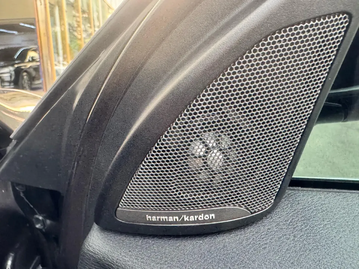 2022 BMW X2 2.0T 192HP L4 7DCT,autocango,china used car exporter,china ev exporter,chinese used car exporter,chinese used ev exporter