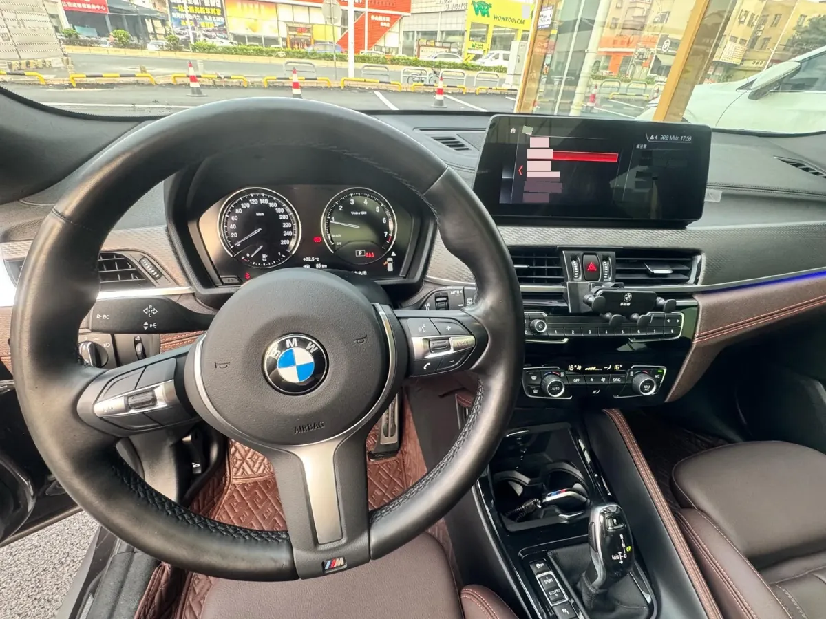 2022 BMW X2 2.0T 192HP L4 7DCT,autocango,china used car exporter,china ev exporter,chinese used car exporter,chinese used ev exporter