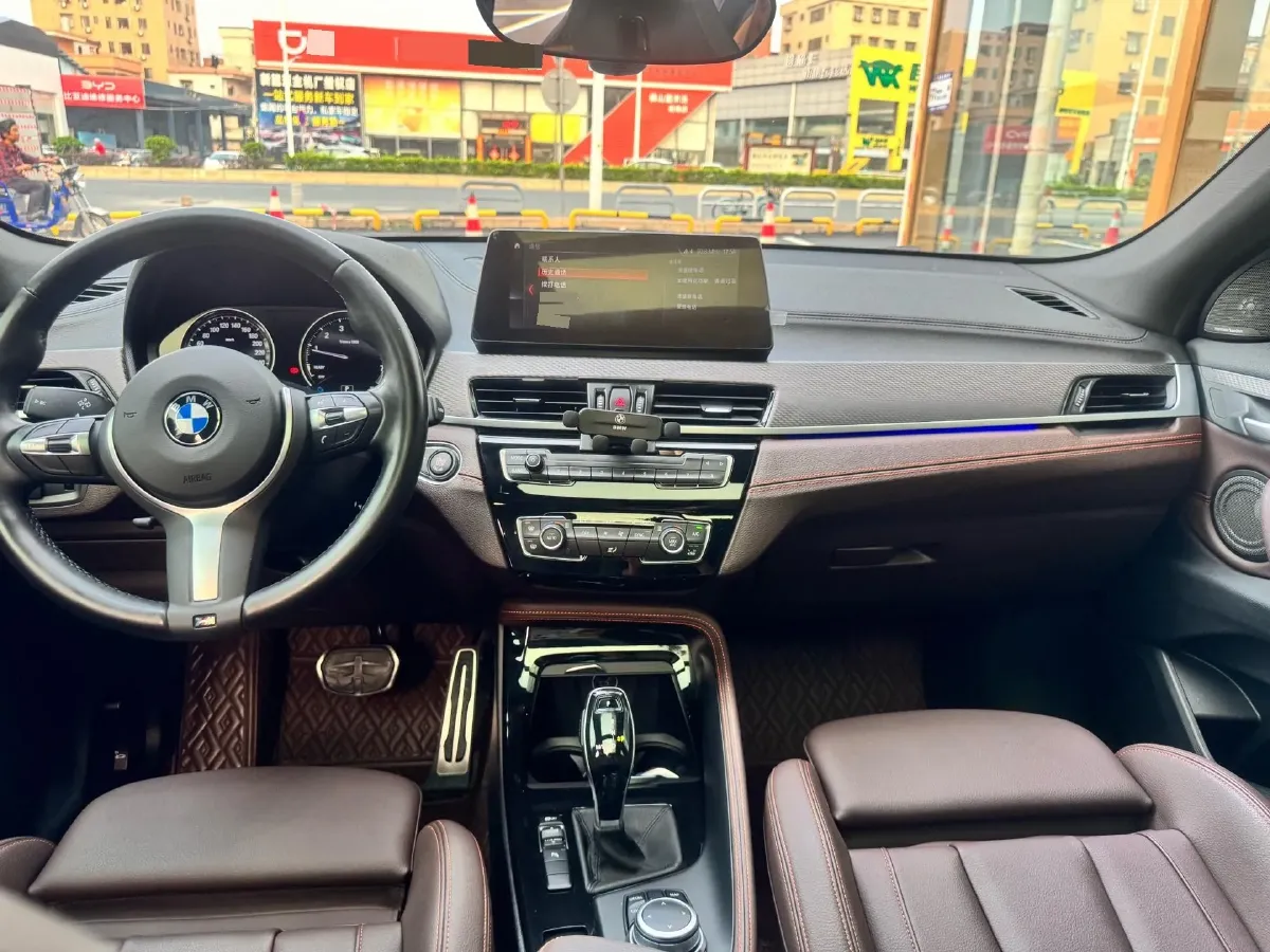 2022 BMW X2 2.0T 192HP L4 7DCT,autocango,china used car exporter,china ev exporter,chinese used car exporter,chinese used ev exporter