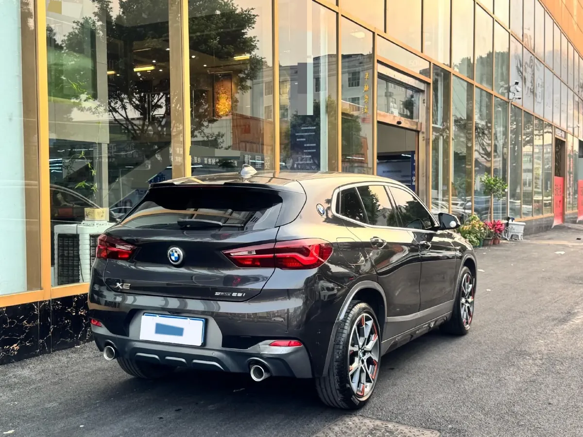 2022 BMW X2 2.0T 192HP L4 7DCT,autocango,china used car exporter,china ev exporter,chinese used car exporter,chinese used ev exporter