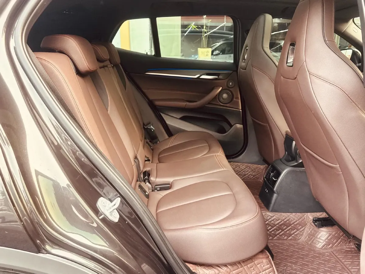 2022 BMW X2 2.0T 192HP L4 7DCT,autocango,china used car exporter,china ev exporter,chinese used car exporter,chinese used ev exporter