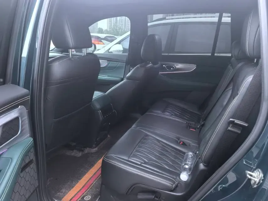 2022 GAC Trumpchi GS8 2.0T 252HP L4 8AT,autocango,china used car exporter,china ev exporter,chinese used car exporter,chinese used ev exporter