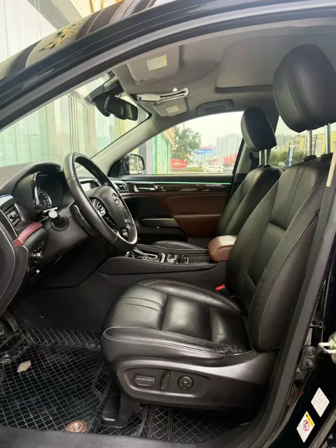 2017 GAC Trumpchi GS8 2.0T 201HP L4 6AT,autocango,china used car exporter,china ev exporter,chinese used car exporter,chinese used ev exporter