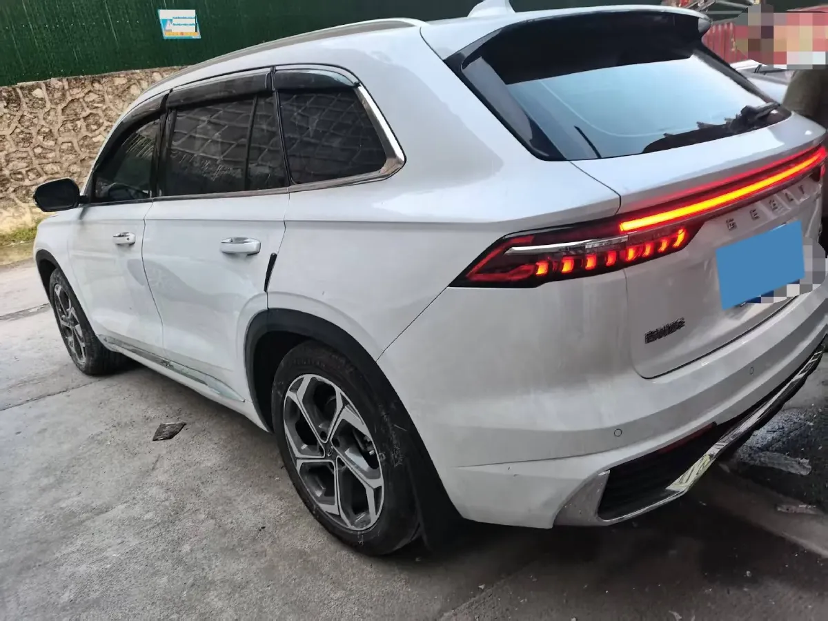 2021 Geely Monjaro 2.0T 218HP L4 7DCT,autocango,china used car exporter,china ev exporter,chinese used car exporter,chinese used ev exporter