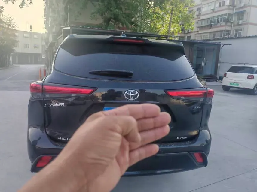 2024 Toyota Highlander 2.5L 189HP L4 E-CVT Hybrid,autocango,china used car exporter,china ev exporter,chinese used car exporter,chinese used ev exporter
