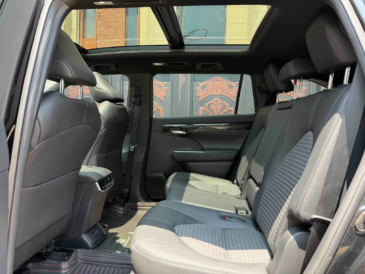 2022 Toyota Crown Kluger 2.5L 192HP L4 E-CVT Hybrid,autocango,china used car exporter,china ev exporter,chinese used car exporter,chinese used ev exporter