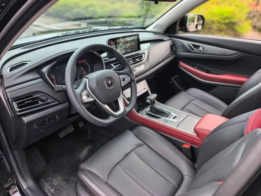 2022 ChangAn CS75 1.5T 180HP L4 7DCT,autocango,china used car exporter,china ev exporter,chinese used car exporter,chinese used ev exporter