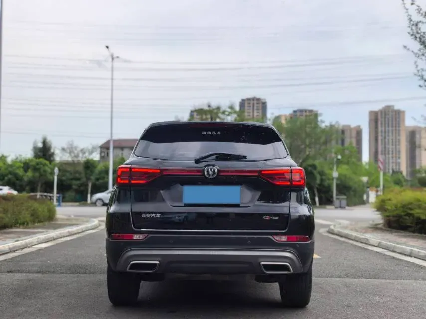 2022 ChangAn CS75 1.5T 180HP L4 7DCT,autocango,china used car exporter,china ev exporter,chinese used car exporter,chinese used ev exporter