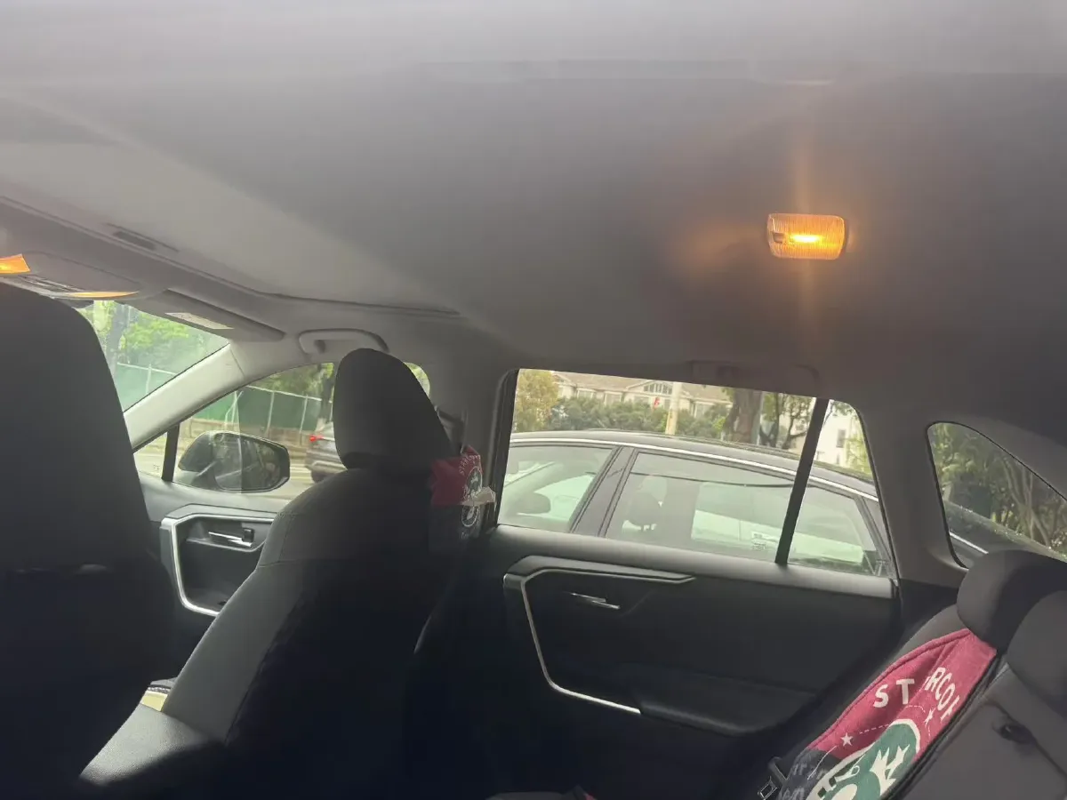 2020 Toyota RAV4 2.0L 171HP L4 CVT,autocango,china used car exporter,china ev exporter,chinese used car exporter,chinese used ev exporter