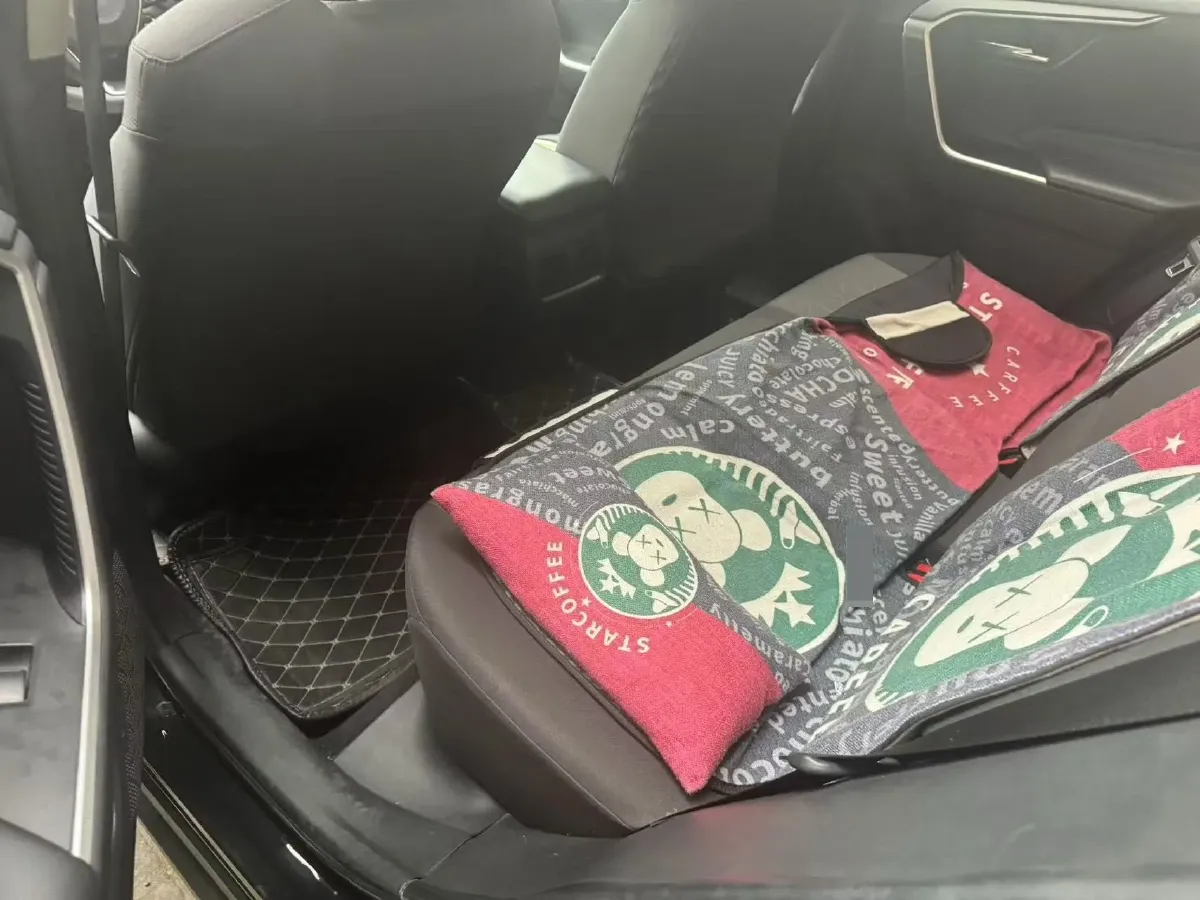 2020 Toyota RAV4 2.0L 171HP L4 CVT,autocango,china used car exporter,china ev exporter,chinese used car exporter,chinese used ev exporter