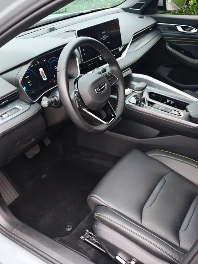 2023 Geely Preface 1.5T 181HP L4 7DCT,autocango,china used car exporter,china ev exporter,chinese used car exporter,chinese used ev exporter