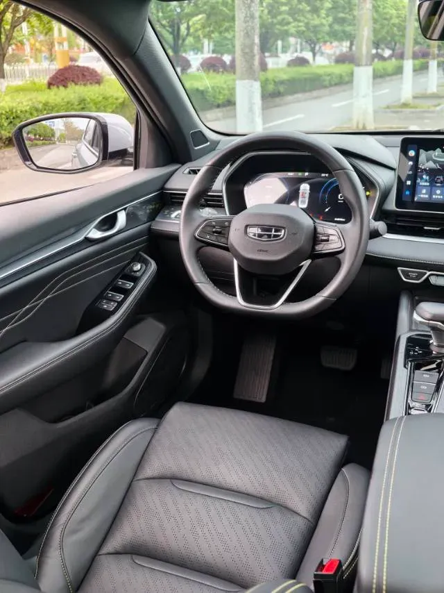 2023 Geely Preface 1.5T 181HP L4 7DCT,autocango,china used car exporter,china ev exporter,chinese used car exporter,chinese used ev exporter