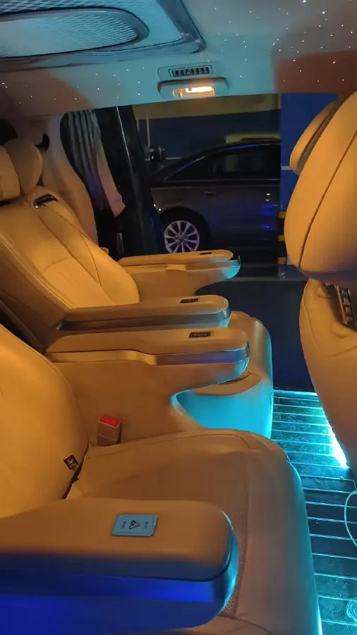 2021 Buick GL8 2.0T 237HP L4 9AT,autocango,china used car exporter,china ev exporter,chinese used car exporter,chinese used ev exporter