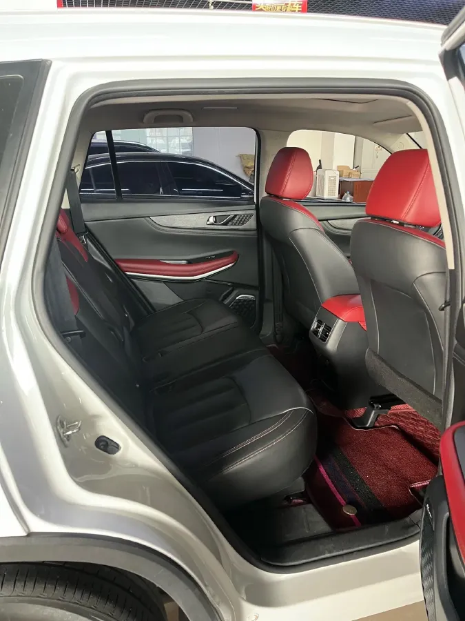 2022 ChangAn CS75 1.5T 180HP L4 7DCT,autocango,china used car exporter,china ev exporter,chinese used car exporter,chinese used ev exporter