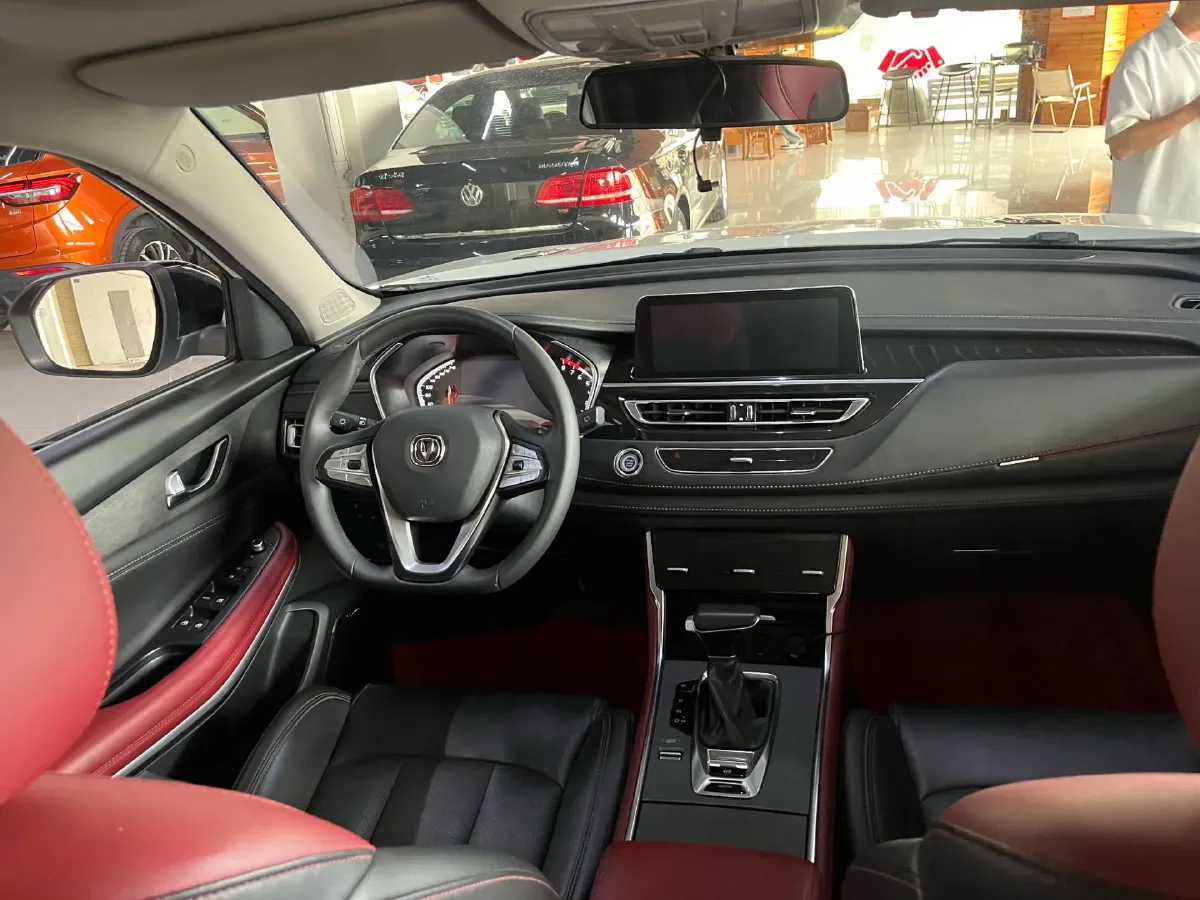 2022 ChangAn CS75 1.5T 180HP L4 7DCT,autocango,china used car exporter,china ev exporter,chinese used car exporter,chinese used ev exporter