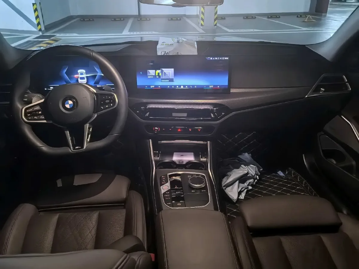 2024 BMW 3 Series 2.0T 245HP L4 8AT,autocango,china used car exporter,china ev exporter,chinese used car exporter,chinese used ev exporter