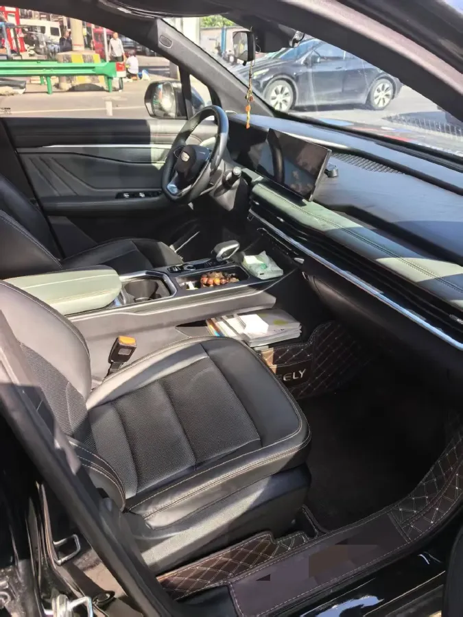 2023 Geely Okavango L 2.0T 218HP L4 7DCT,autocango,china used car exporter,china ev exporter,chinese used car exporter,chinese used ev exporter