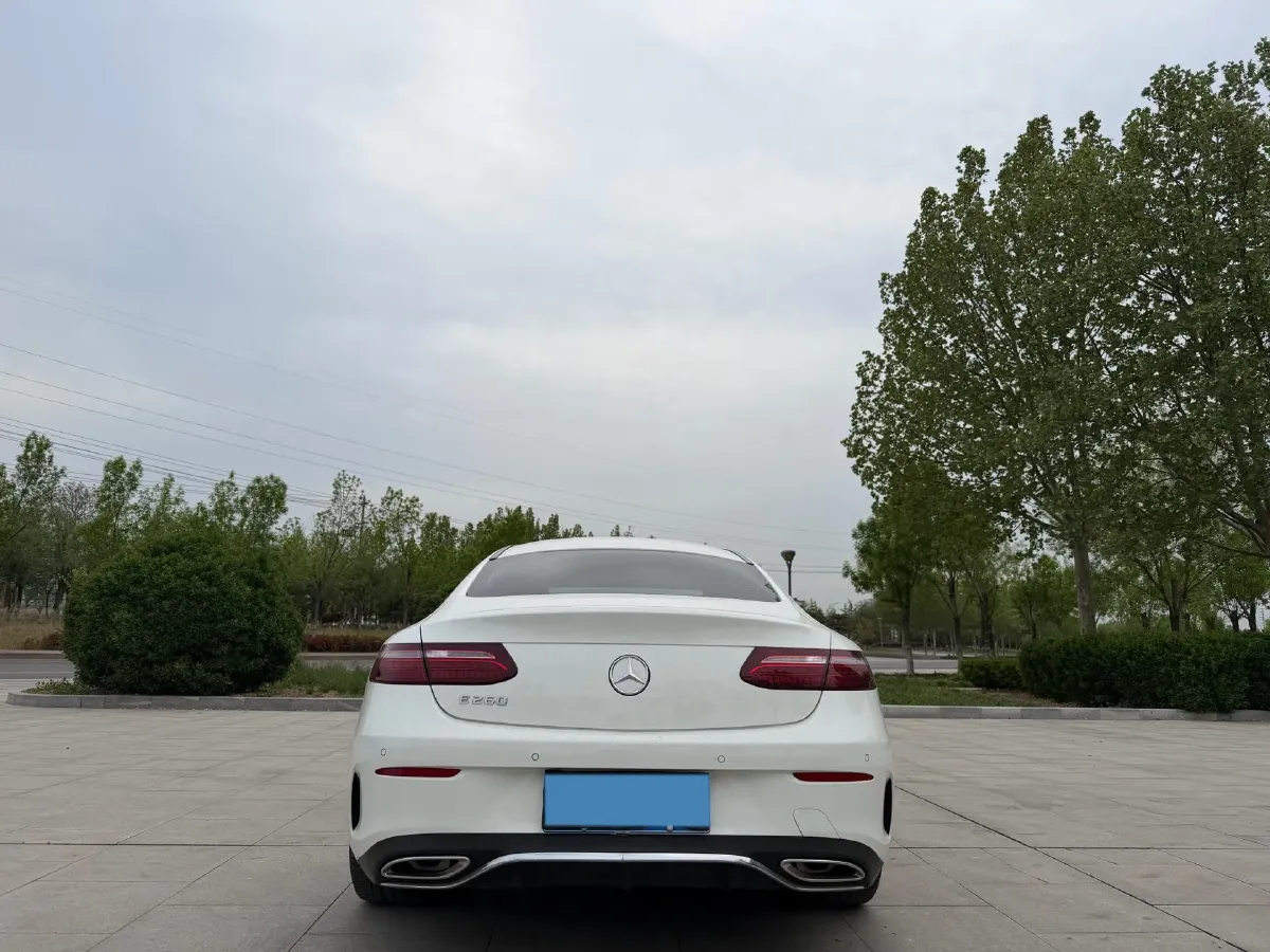 2021 Mercedes-Benz E Class 1.5T 184HP L4 9AT,autocango,china used car exporter,china ev exporter,chinese used car exporter,chinese used ev exporter