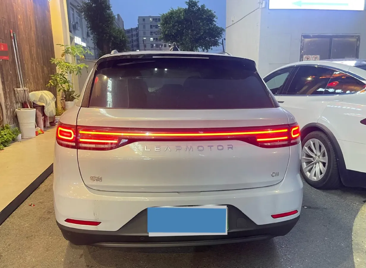 2023 Leapmotor C11 1.2T 131HP L3 REEV 43.74KWH,autocango,china used car exporter,china ev exporter,chinese used car exporter,chinese used ev exporter