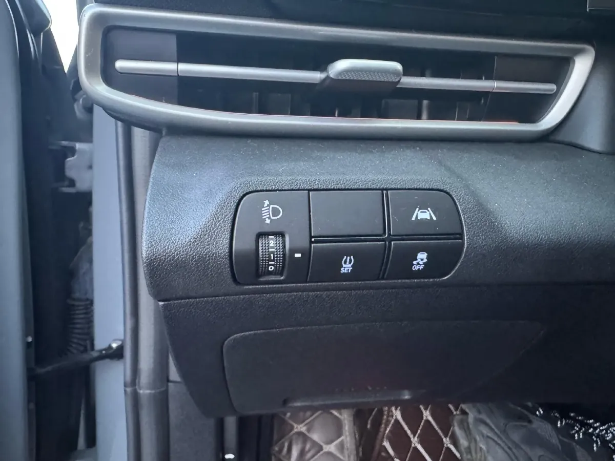 2022 Hyundai Elantra 1.5L 115HP L4 CVT,autocango,china used car exporter,china ev exporter,chinese used car exporter,chinese used ev exporter