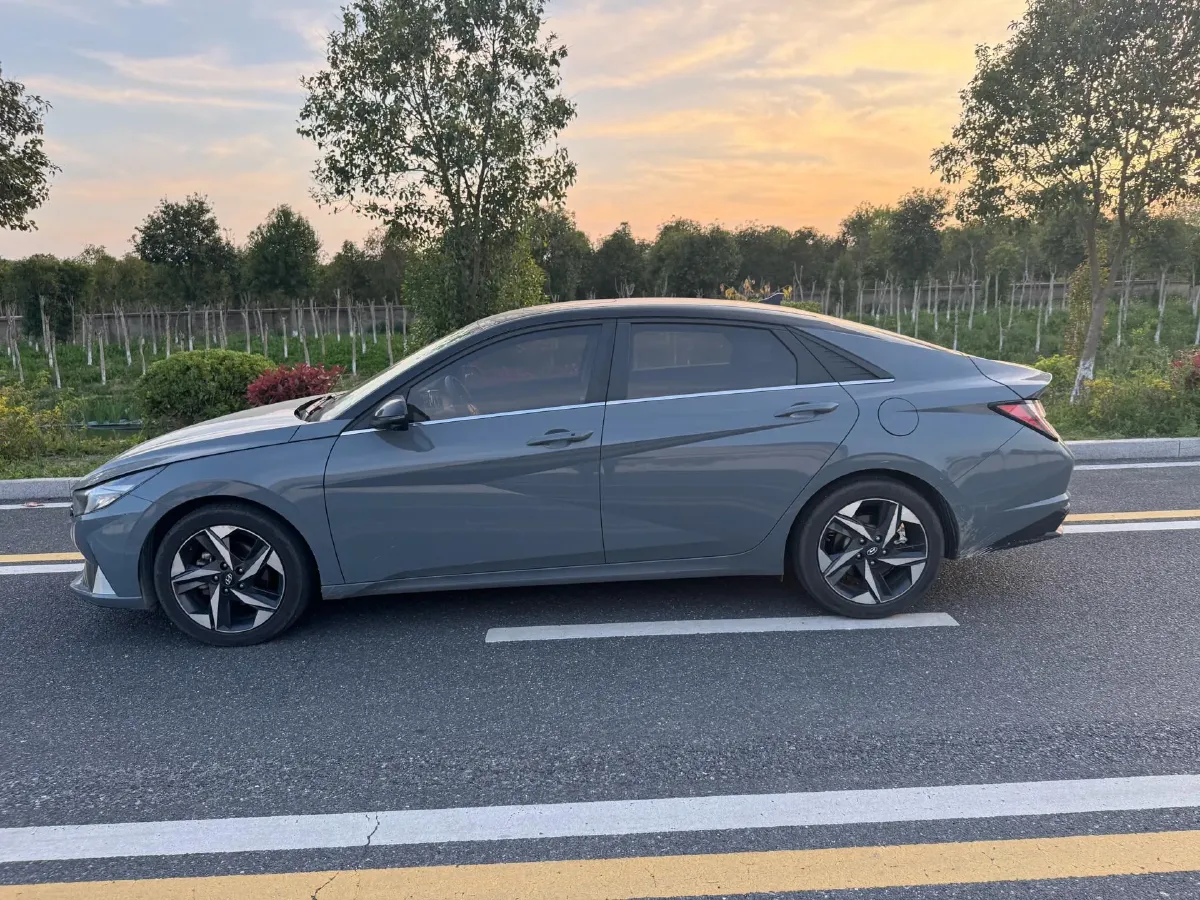 2022 Hyundai Elantra 1.5L 115HP L4 CVT,autocango,china used car exporter,china ev exporter,chinese used car exporter,chinese used ev exporter