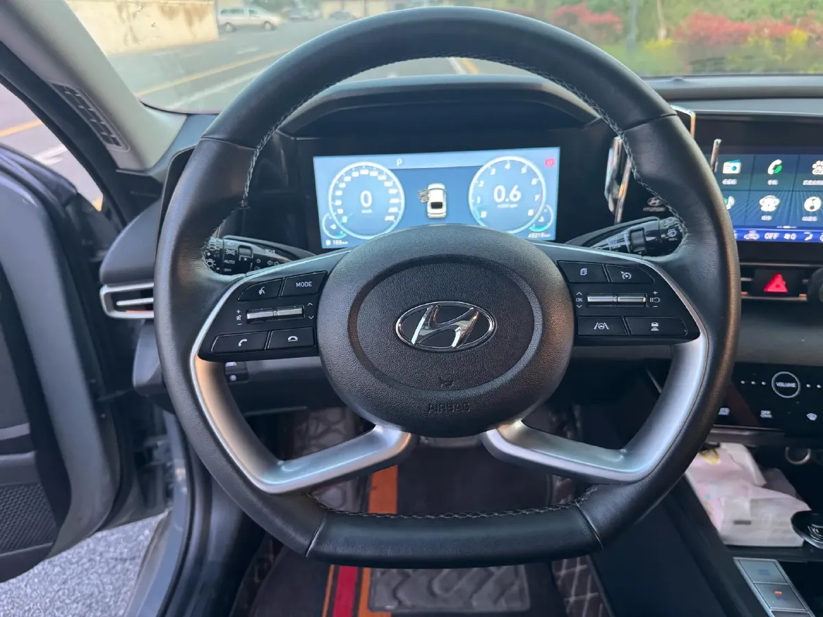 2022 Hyundai Elantra 1.5L 115HP L4 CVT,autocango,china used car exporter,china ev exporter,chinese used car exporter,chinese used ev exporter