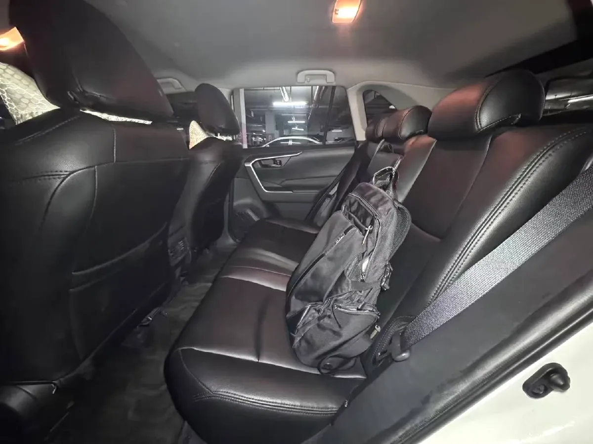 2020 Toyota RAV4 2.0L 171HP L4 CVT,autocango,china used car exporter,china ev exporter,chinese used car exporter,chinese used ev exporter