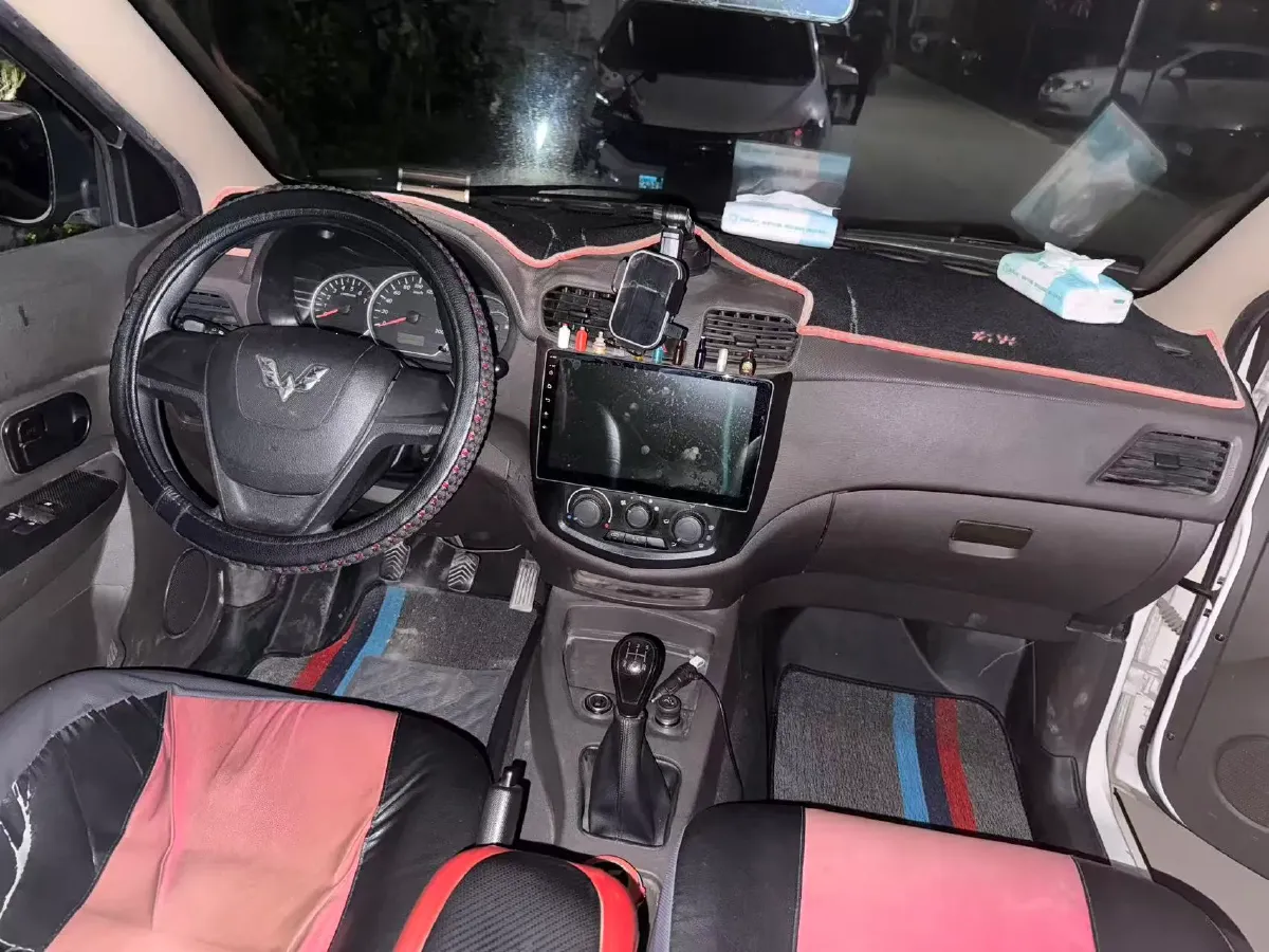 2015 WuLing HongGuang 1.5L 112HP L4 5MT,autocango,china used car exporter,china ev exporter,chinese used car exporter,chinese used ev exporter