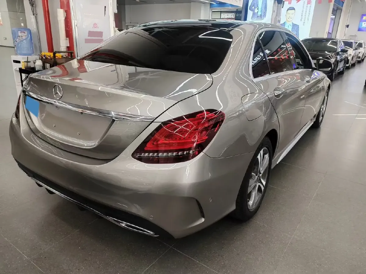 2020 Mercedes-Benz C Class 1.5T 184HP L4 9AT,autocango,china used car exporter,china ev exporter,chinese used car exporter,chinese used ev exporter