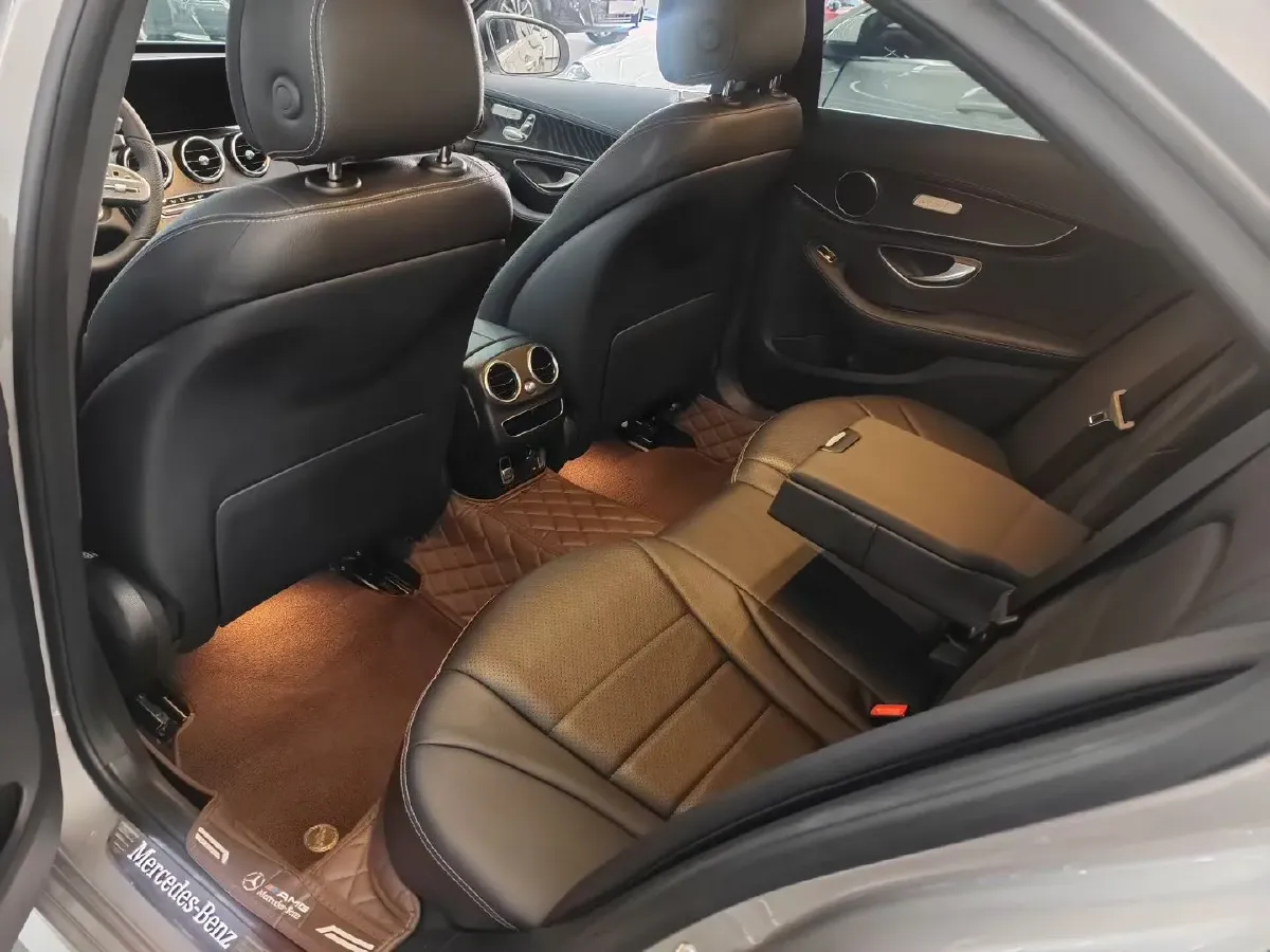 2020 Mercedes-Benz C Class 1.5T 184HP L4 9AT,autocango,china used car exporter,china ev exporter,chinese used car exporter,chinese used ev exporter