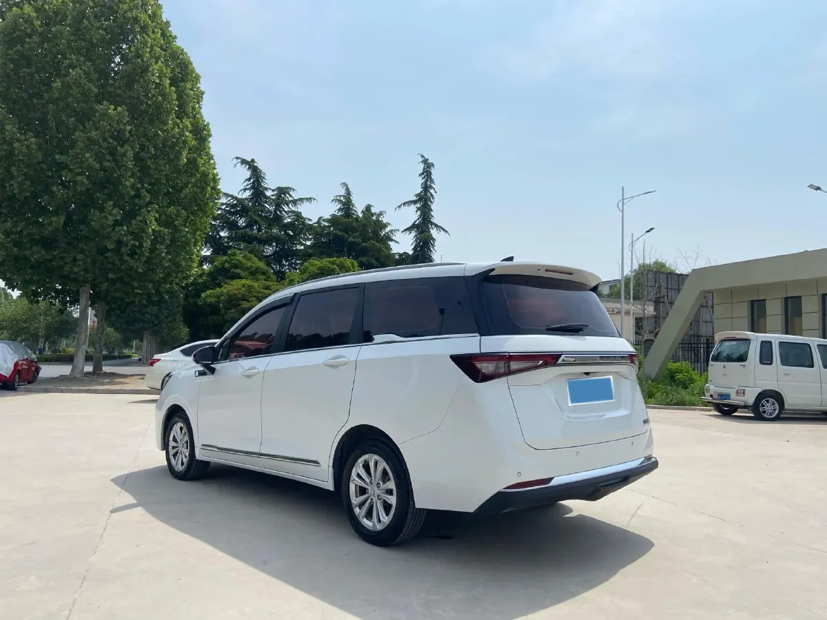 2022 WuLing KaiJie 1.5T 147HP L4 CVT,autocango,china used car exporter,china ev exporter,chinese used car exporter,chinese used ev exporter