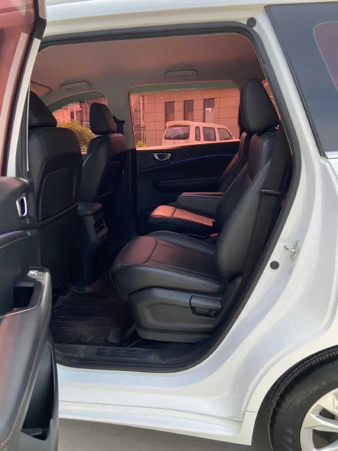 2022 WuLing KaiJie 1.5T 147HP L4 CVT,autocango,china used car exporter,china ev exporter,chinese used car exporter,chinese used ev exporter