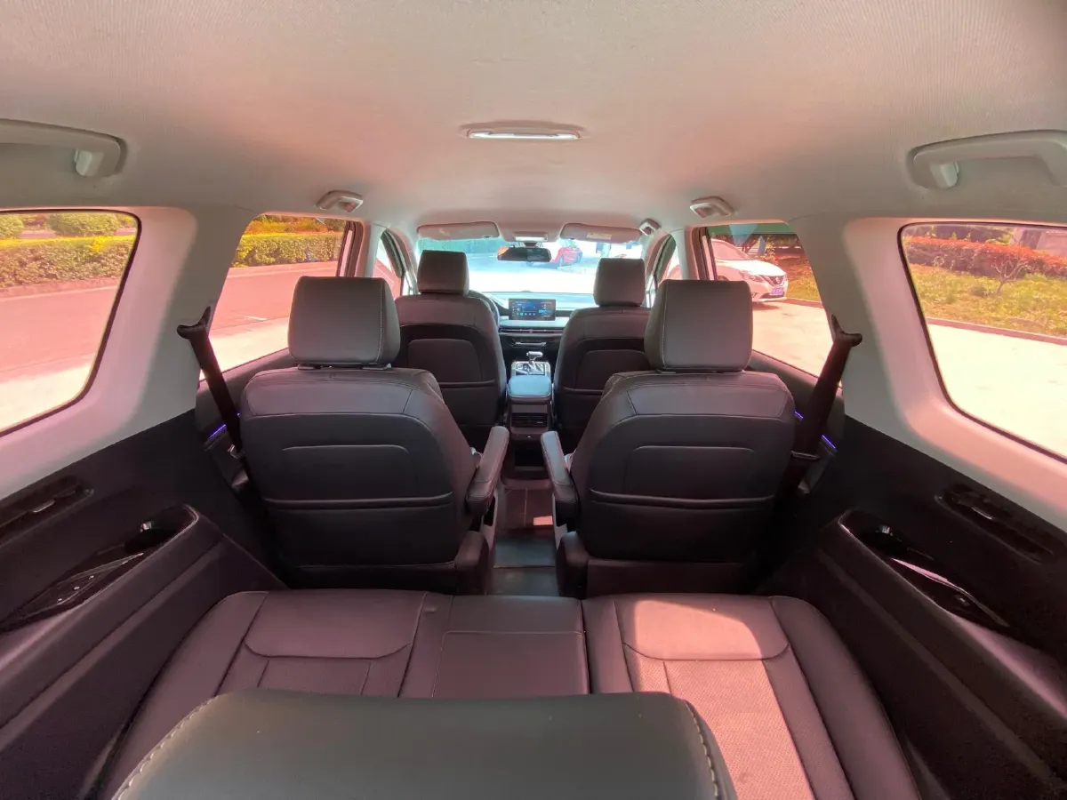 2022 WuLing KaiJie 1.5T 147HP L4 CVT,autocango,china used car exporter,china ev exporter,chinese used car exporter,chinese used ev exporter