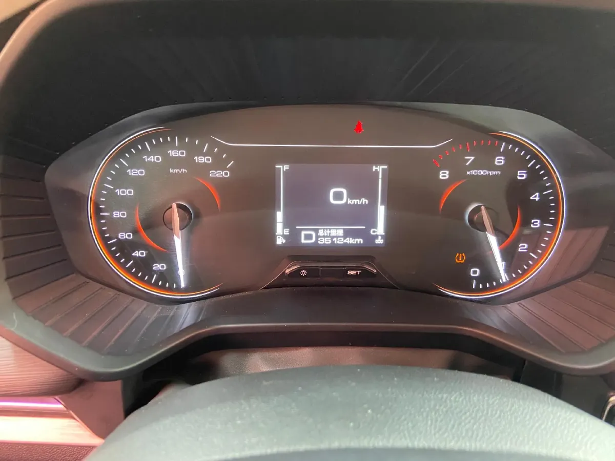 2022 WuLing KaiJie 1.5T 147HP L4 CVT,autocango,china used car exporter,china ev exporter,chinese used car exporter,chinese used ev exporter