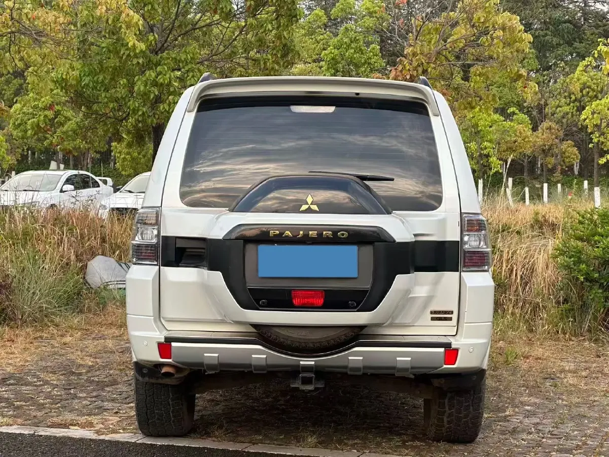 2017 Honda Jade 1.8L 141HP L4 5AT,autocango,china used car exporter,china ev exporter,chinese used car exporter,chinese used ev exporter